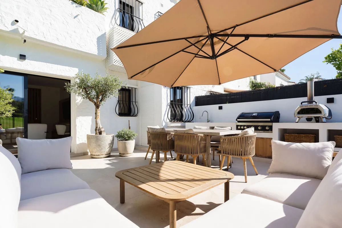 bd1e70c0-f9fe-47d5-8da5-3330c1f6f8df