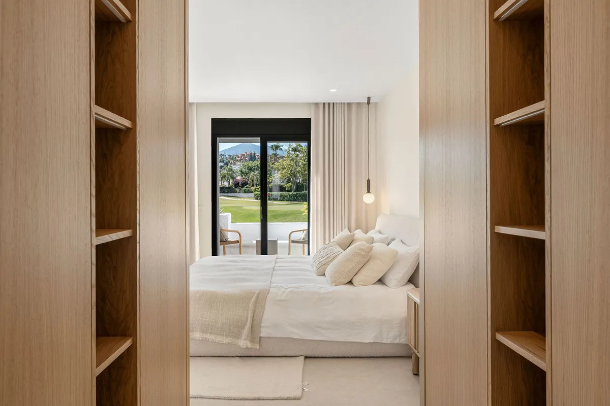 ca80e81a-67ec-4b75-9841-d6b26bf91424