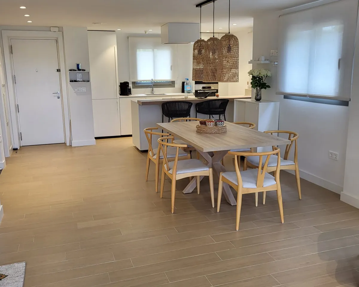 27179065-1f57-424a-ae1e-1f7b8e78f189