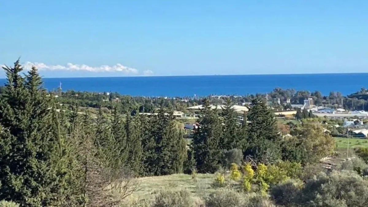 811aa8c2-e9b6-4593-b249-ec4f93e50b08