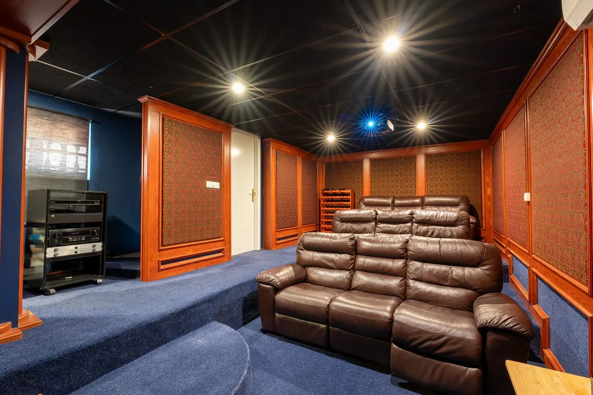 1359f2fe-70a7-4a16-85cf-2572d5f41bc6