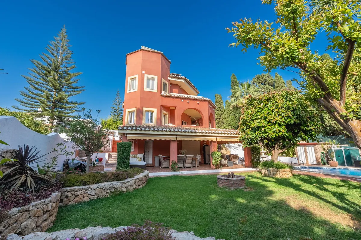 77bdcc94-6350-4e52-b68a-a3033ea14125