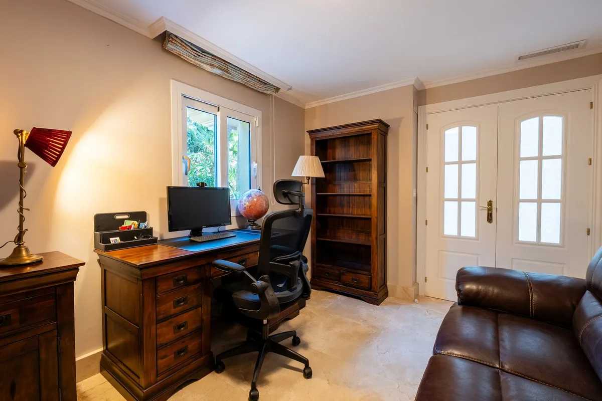 dbef1846-1814-443b-acec-3e8779ef7557