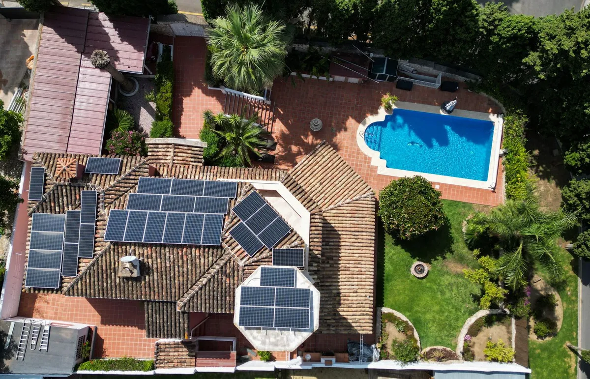 ebe4fc41-3c1e-46c0-bfae-e643acbfd28c