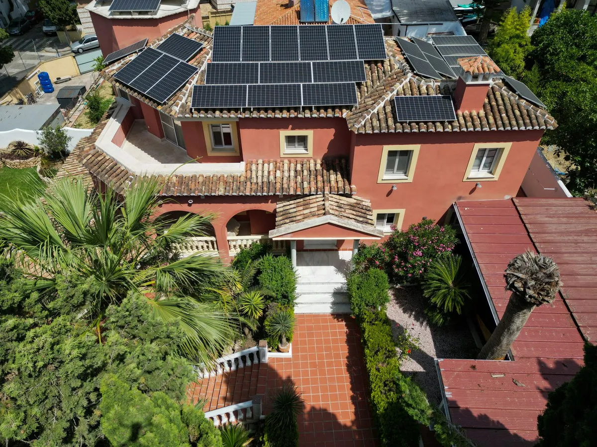 fd9c44cc-52ac-4c99-a60d-d381367e6228