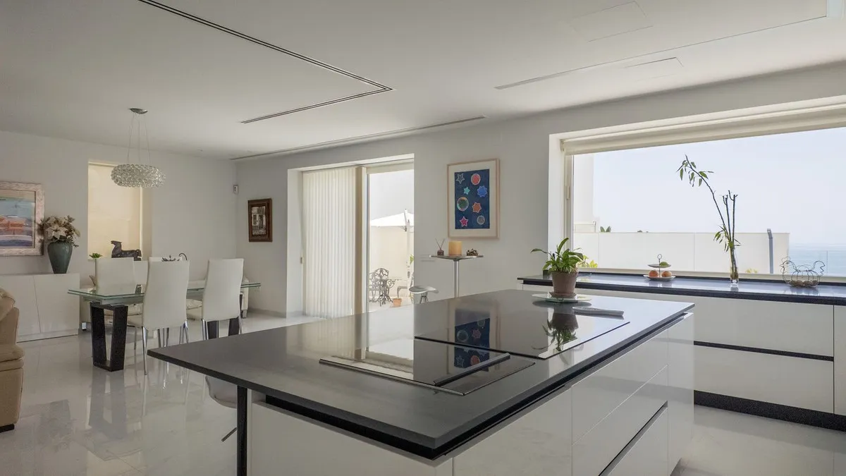 200a7829-47ce-473b-91fc-4c74afceb42d