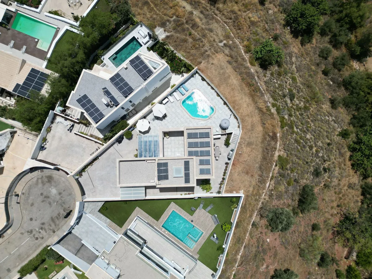 52f36f87-835b-490e-bb4e-61ca802abadf