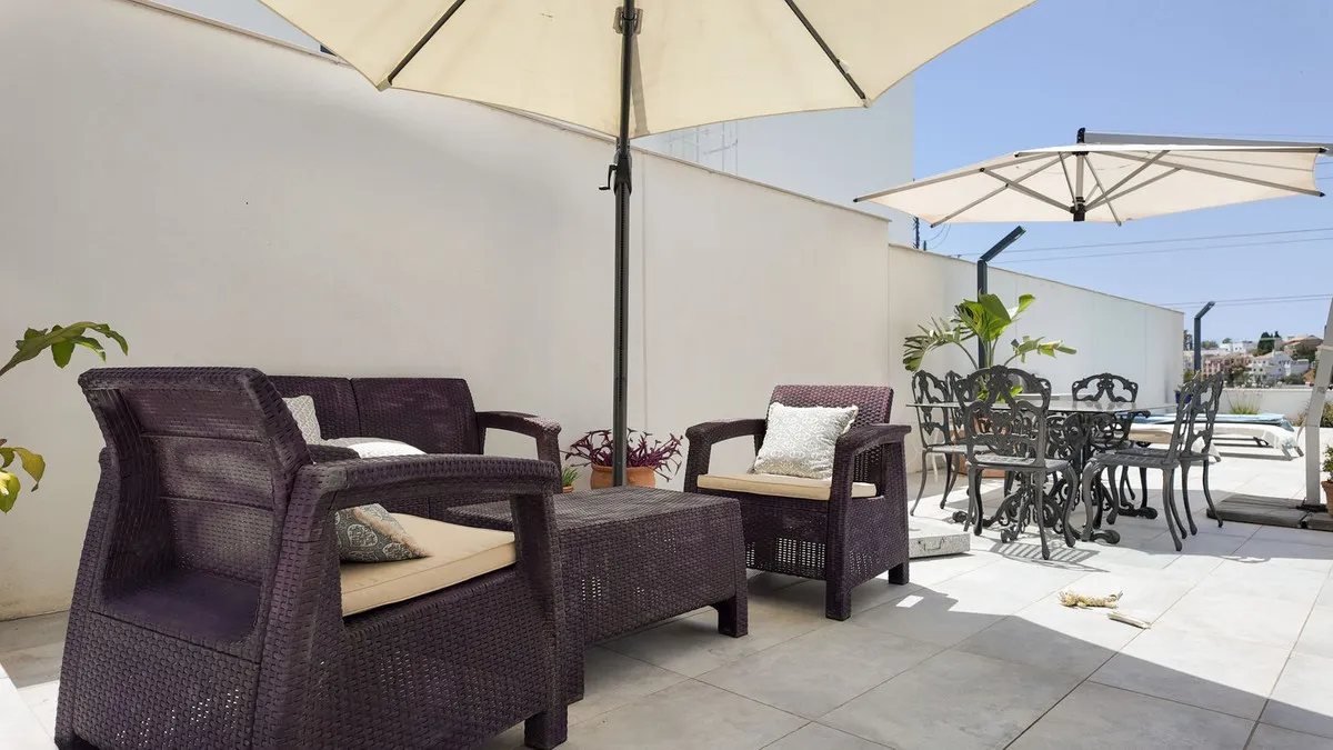 852c29bd-e2ef-4174-abc8-fb6ef9b546d7