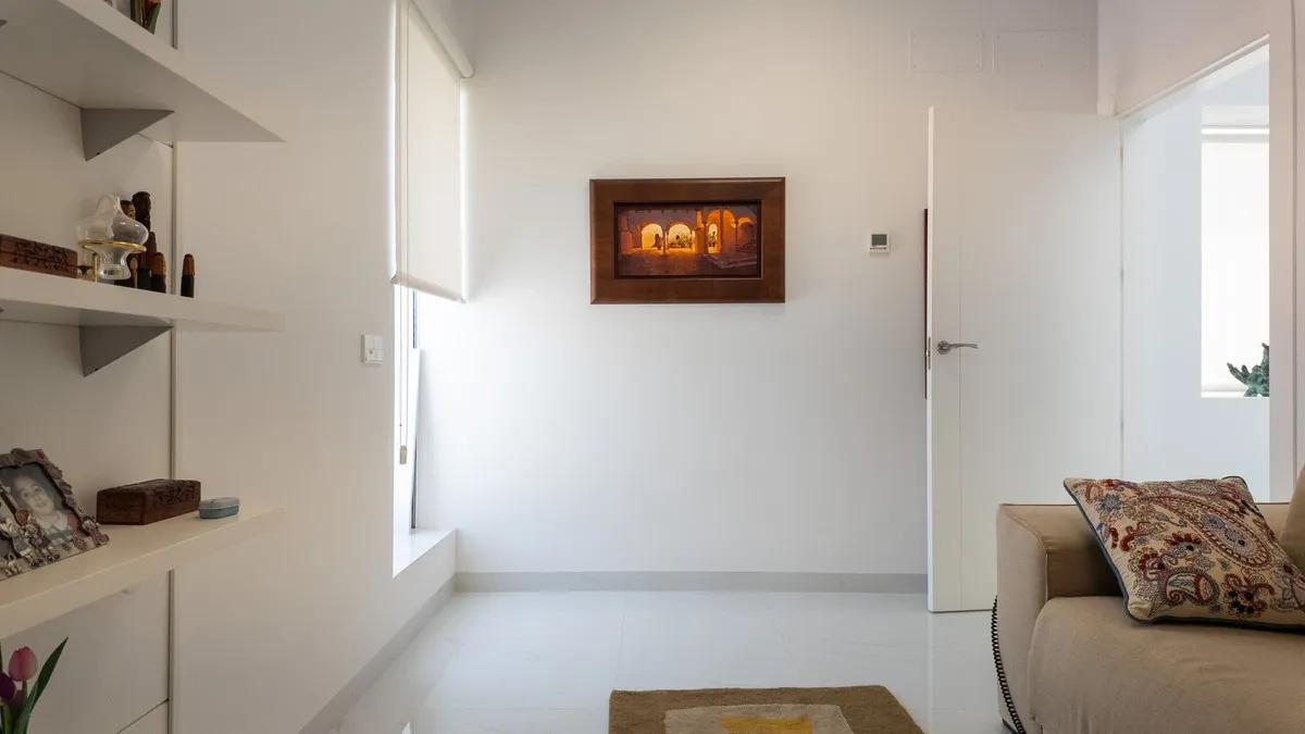 8ab59eb6-28d2-4e94-8b0a-95e693607fc2