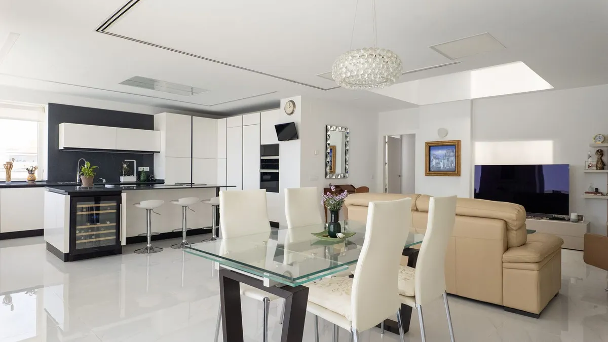 8b68d052-fe68-4d00-a8e5-9a9a4095d127