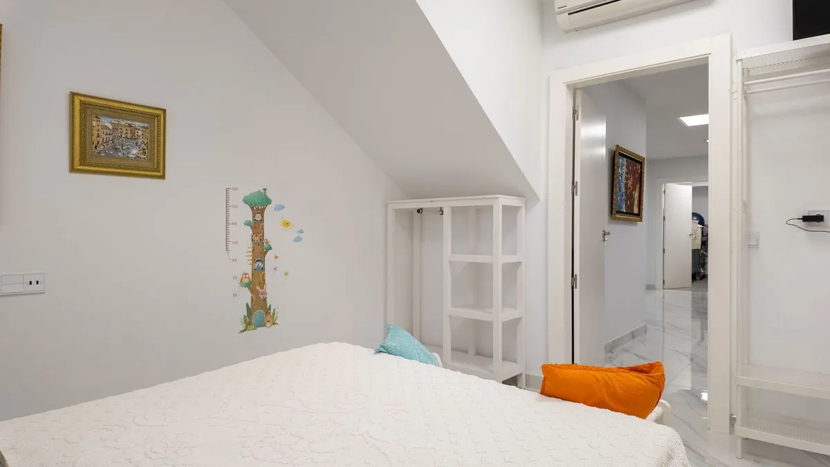 b372c230-eafa-4d31-98f6-167c6f75db05