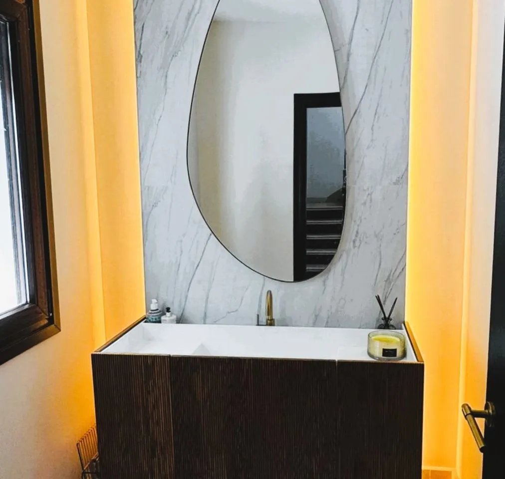 161b478b-d6d4-4efa-b82a-3d10f2464047