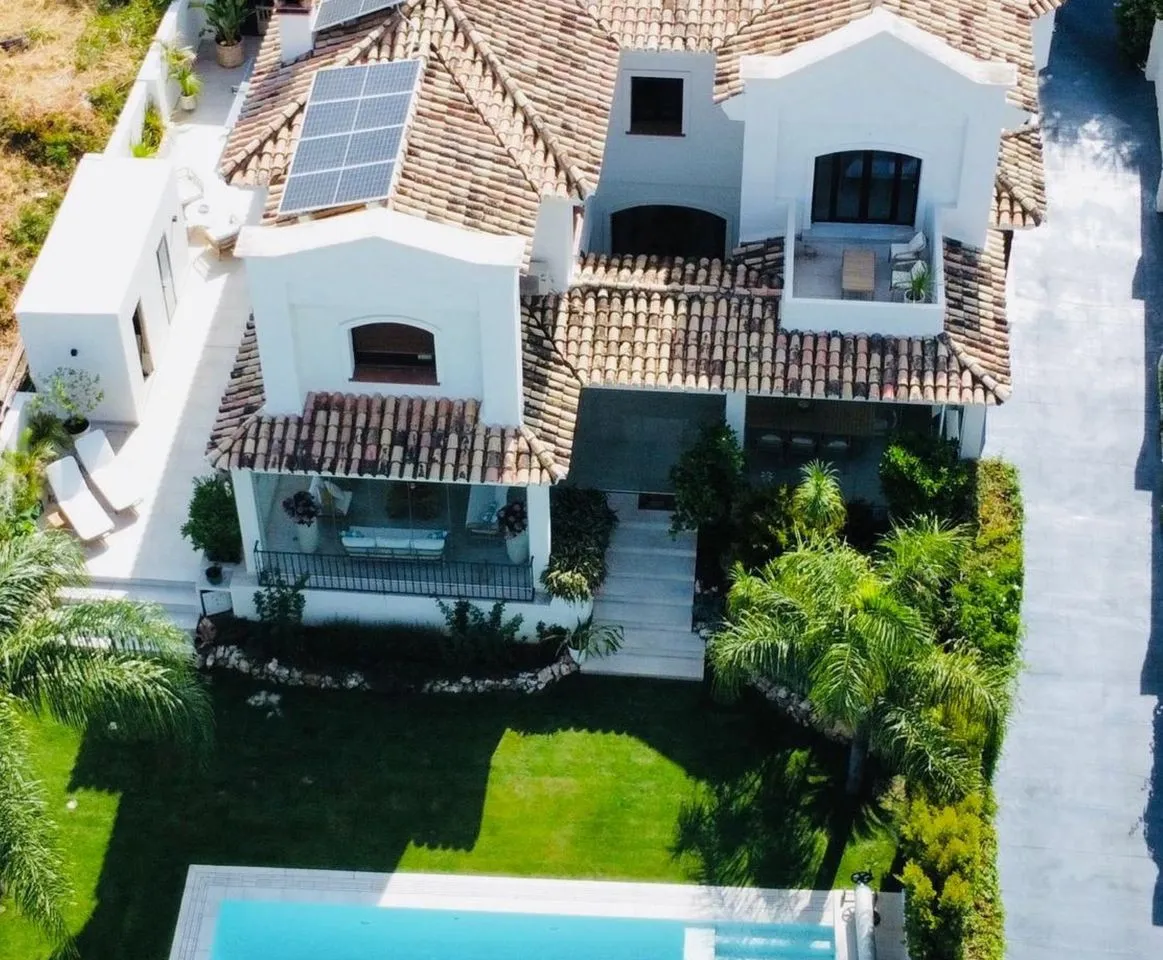 7ad82663-5ffd-4912-ab8b-a2f0751d2af4