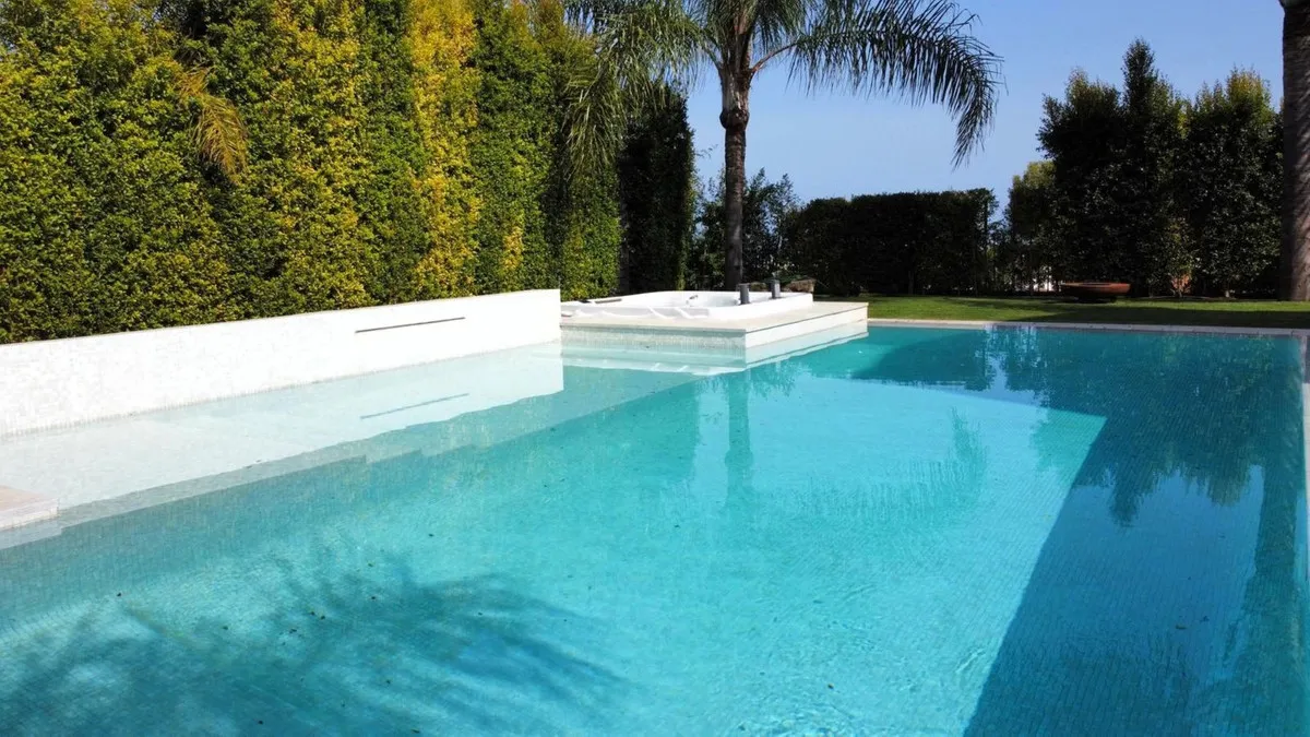 7ca84b2e-2a5b-434f-aae9-214631e4888b