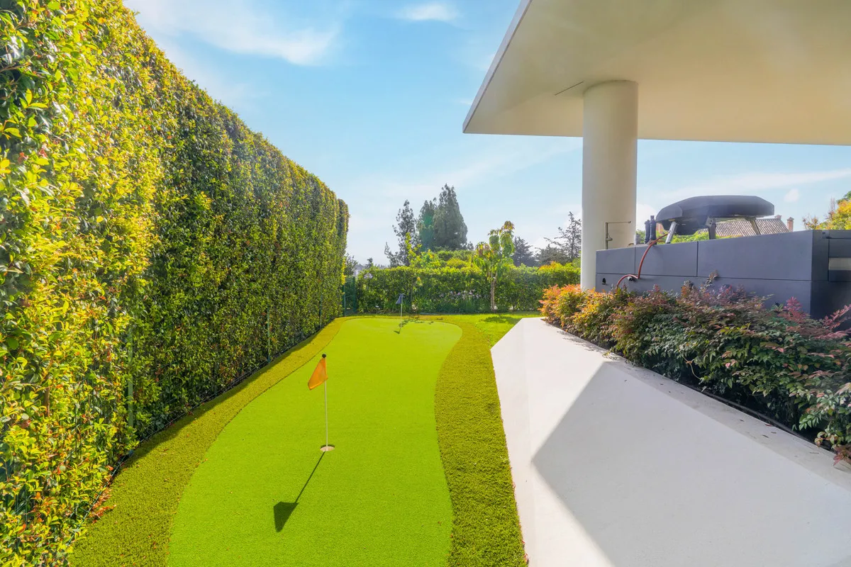 09e39cee-f64f-4ae9-9f22-4960894881fe