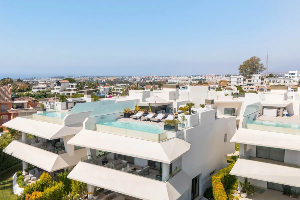 128503ec-a084-4e9a-a72b-00f4333ba2c3