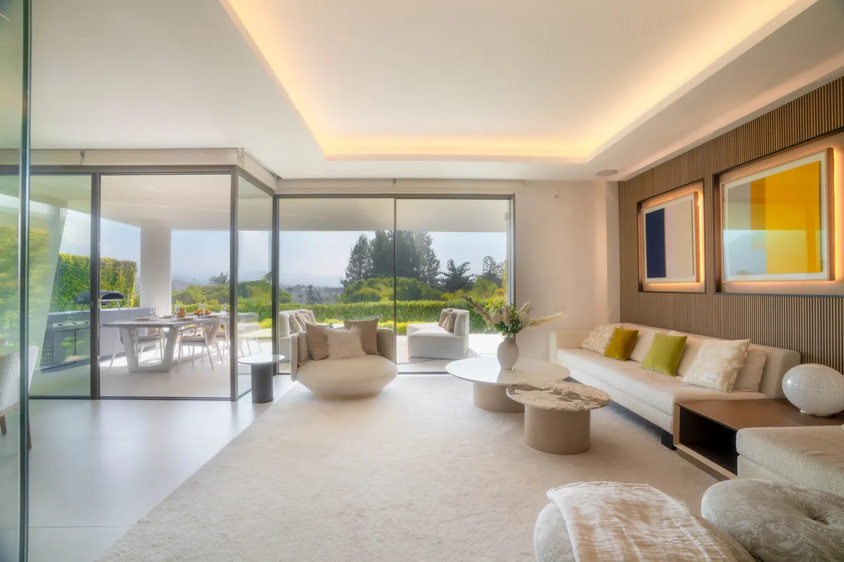 1519a407-fa44-4350-803c-3f97a72a3f1d