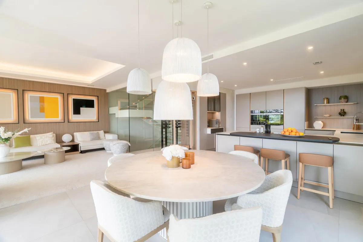 43bc1ead-de2c-4fab-ba53-f905893d842a