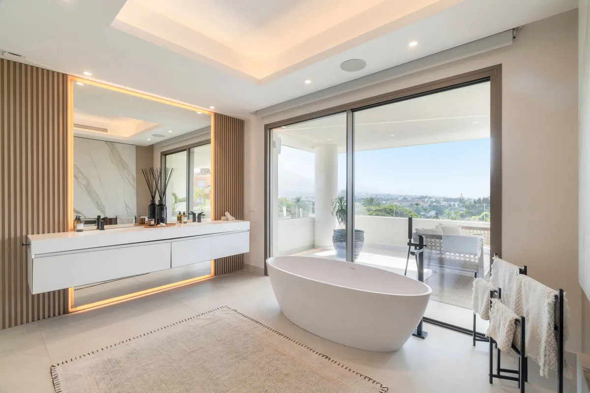 7457af12-98d6-4de5-ab48-0483a33e6485