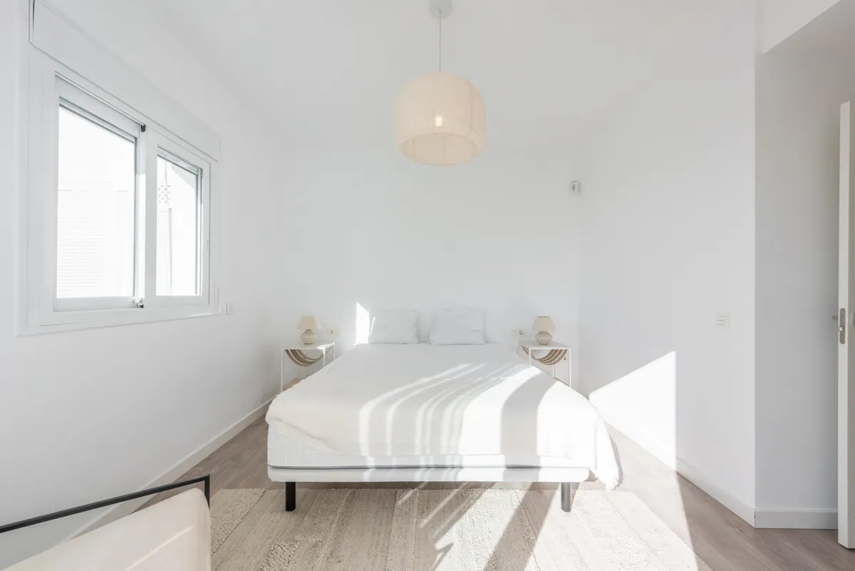 0b433672-c853-4422-9a32-7ce64987bd39