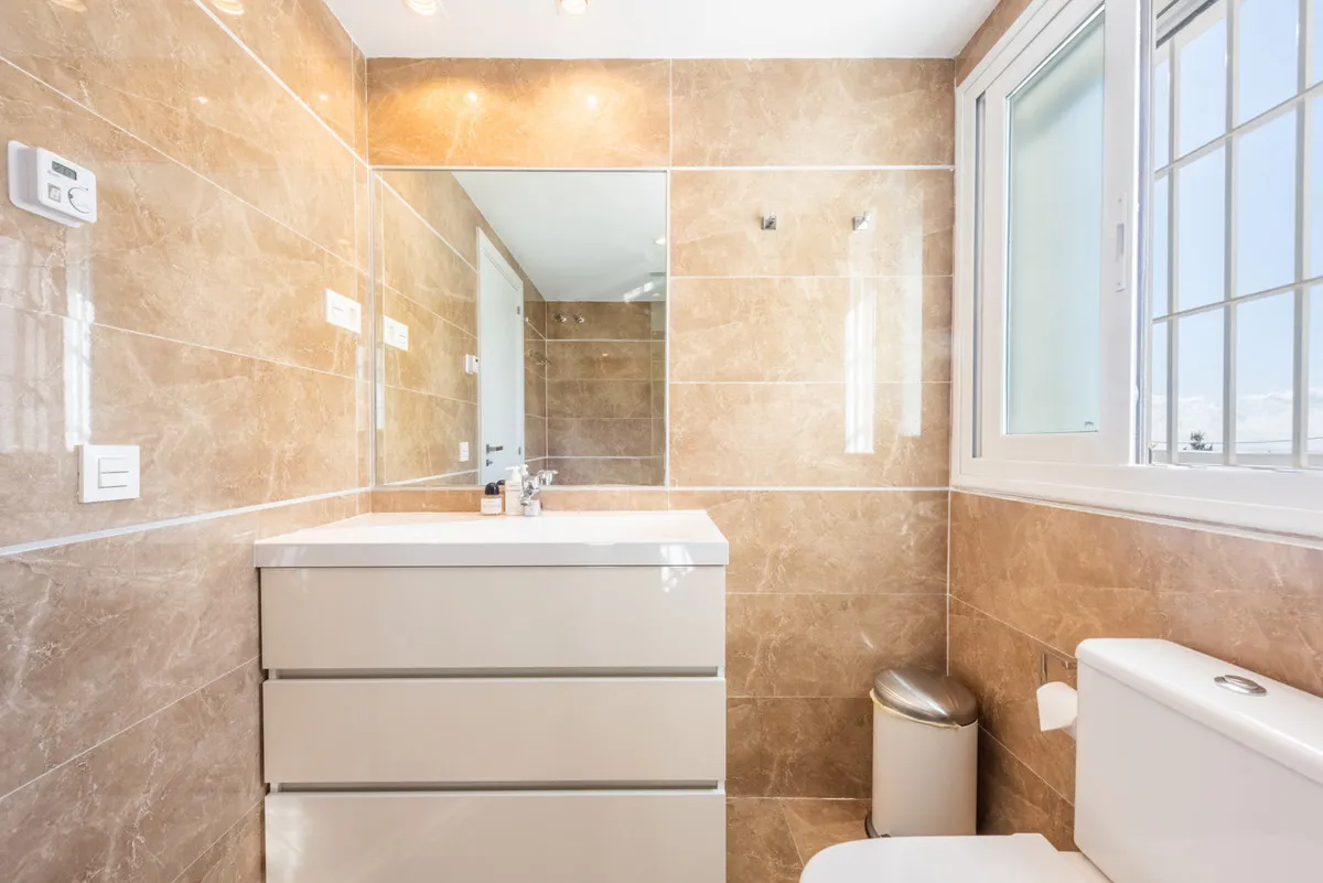 20d663f3-5009-4b23-a862-09a5173f3a8f