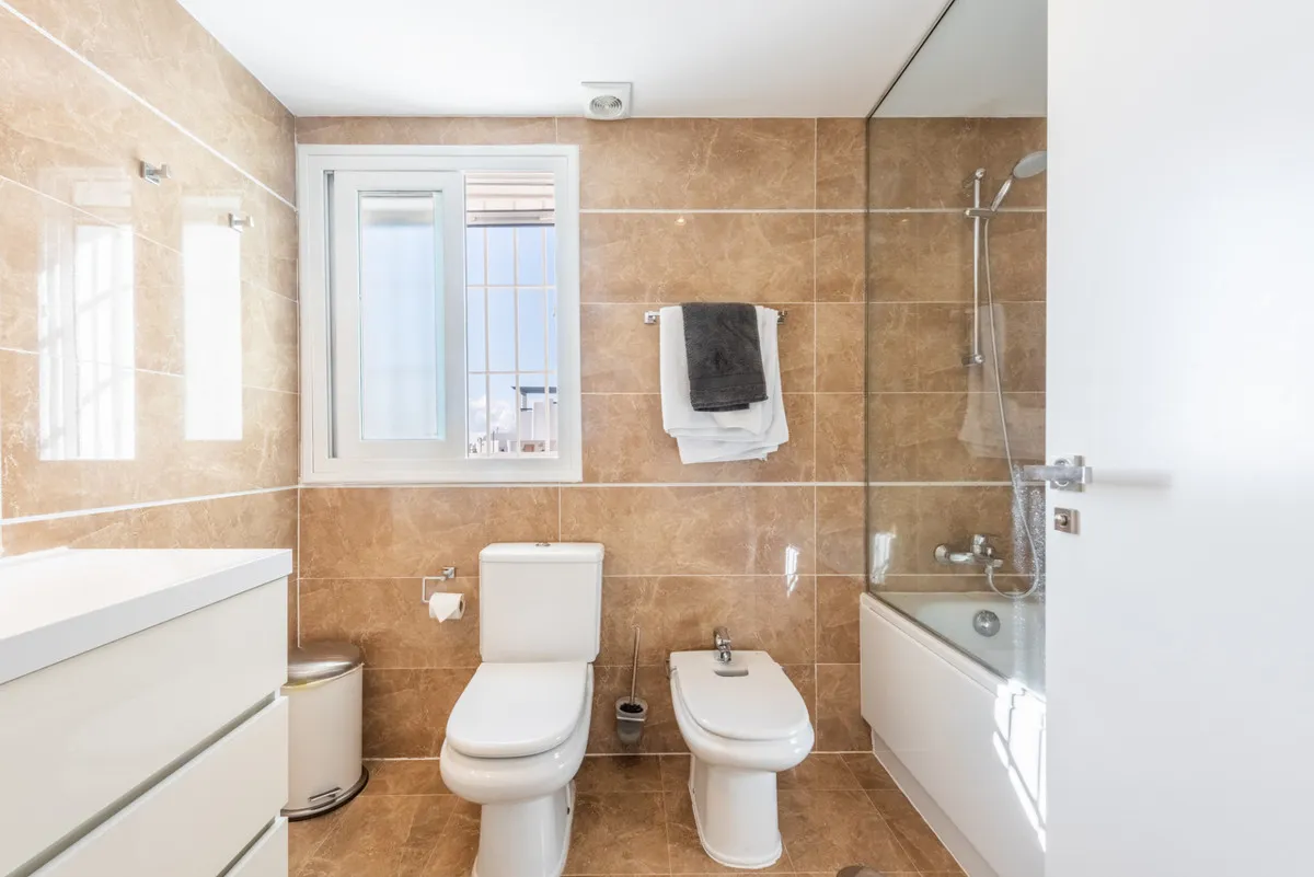 6c3f6544-acbc-4e05-a912-ac53cc66ac22