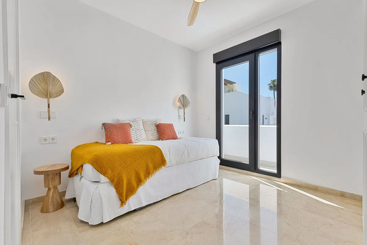 01b1b6a9-1655-479f-aa3e-84ac224fa29d