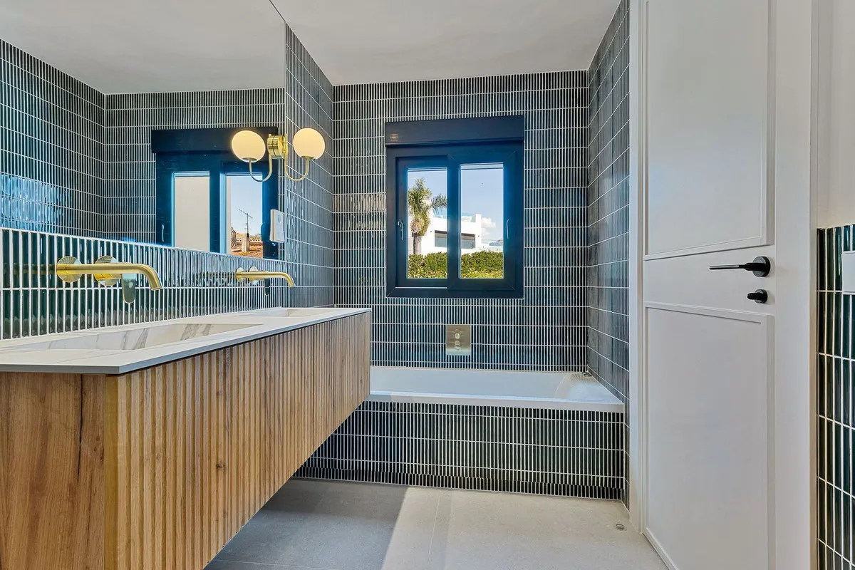 3c0a9de2-3927-4dc4-910c-92cacc8191a2