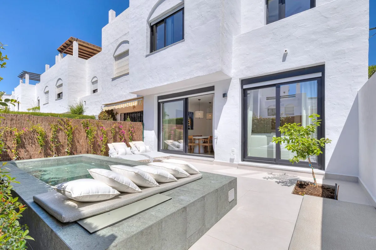 5c9fbb23-2920-4d7a-9fd3-fe81f42678ac