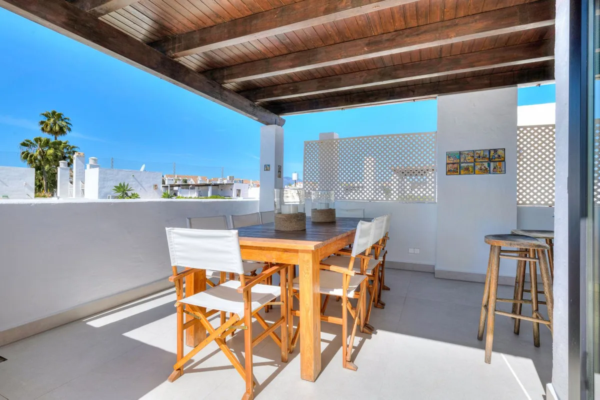 dcfc8cb1-1928-4cce-af3c-4a48467f7288