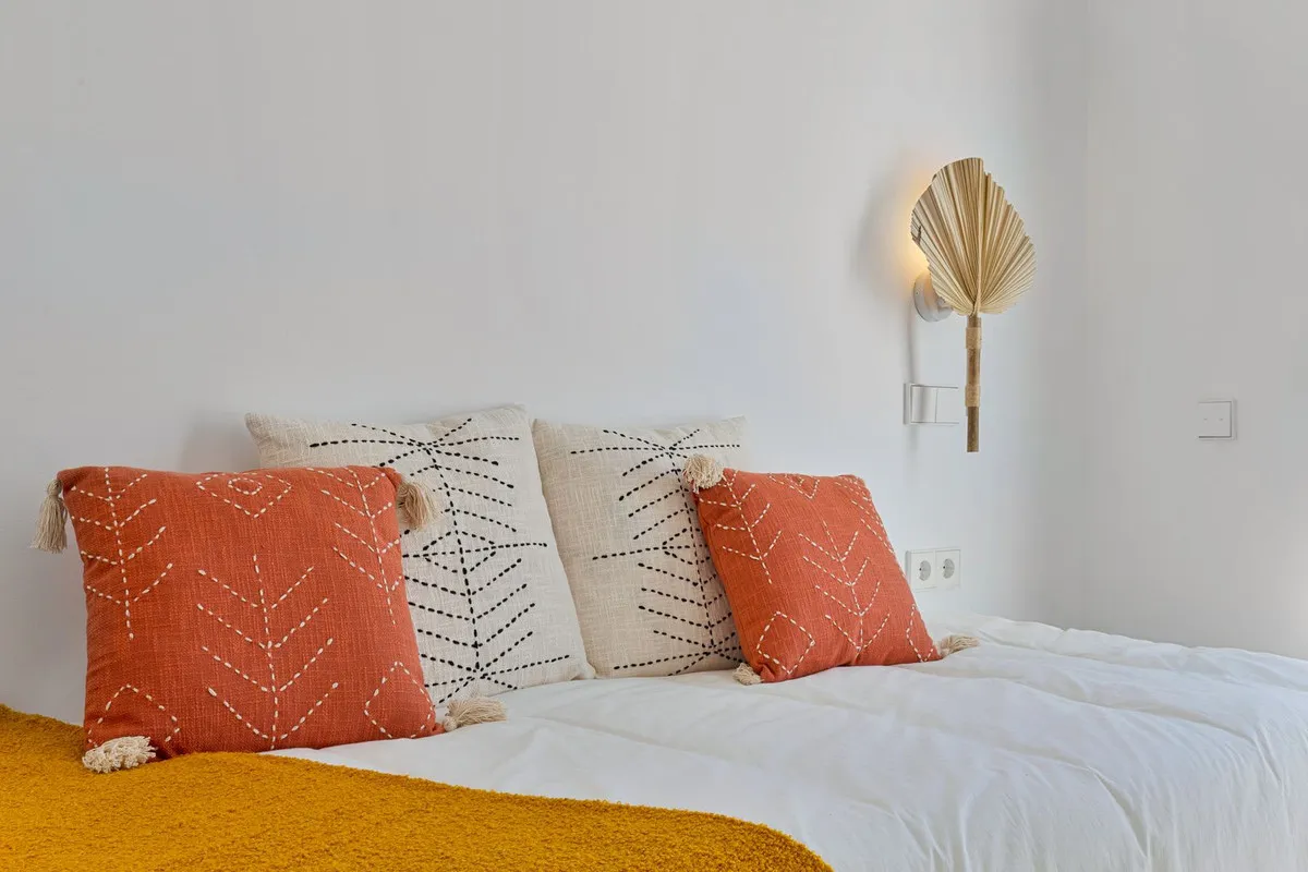 e4eaf5fe-c811-4bd5-9b34-75f1723b02c2