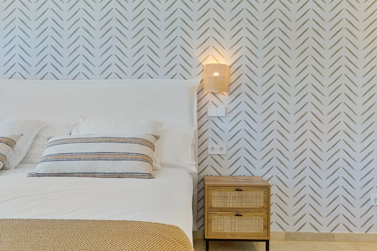 ecf1d98a-a4ff-43ca-a310-4b2c61b755a6