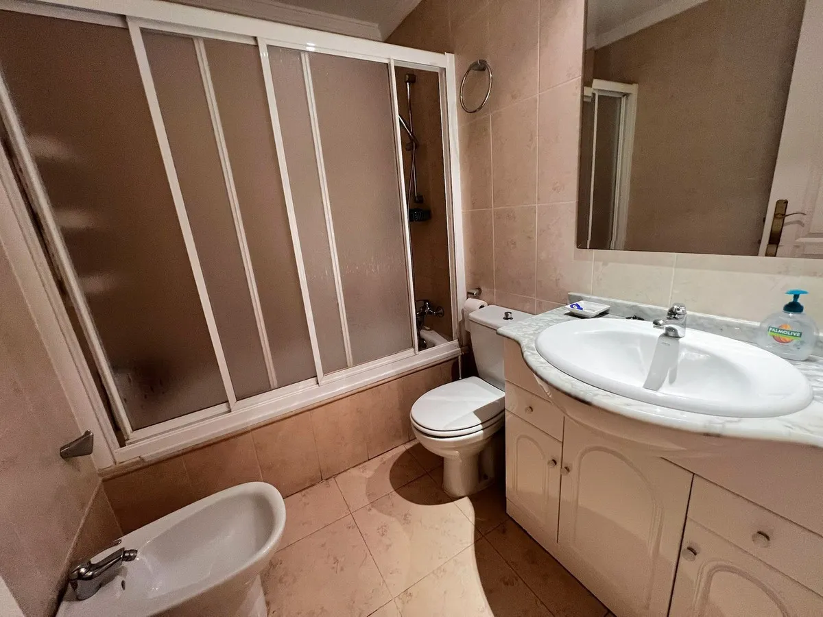 70c0817f-de70-40df-9b56-49a7b33a7da5