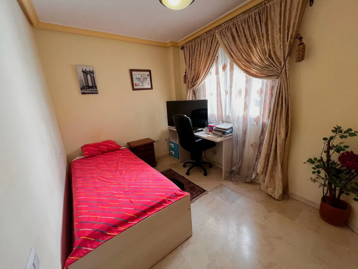 aeaa897d-62ad-417e-b11f-9c7963252755