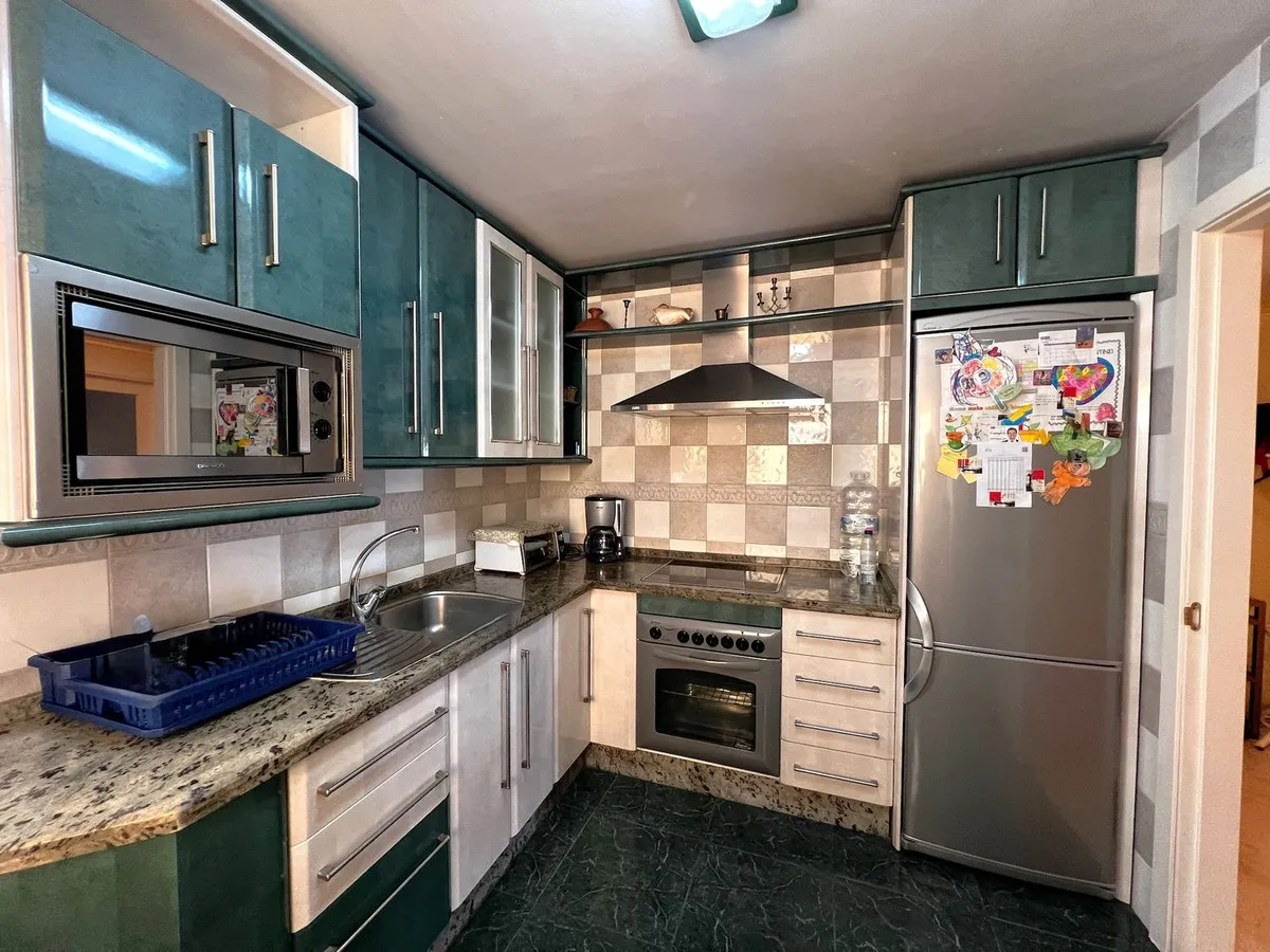 aedc7d0d-3e9c-464d-be7c-45995a2781ff