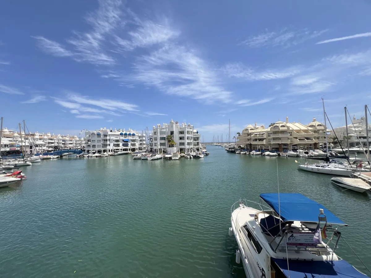 407eaab3-77f5-49b4-bcf3-b5b3c544b4ac