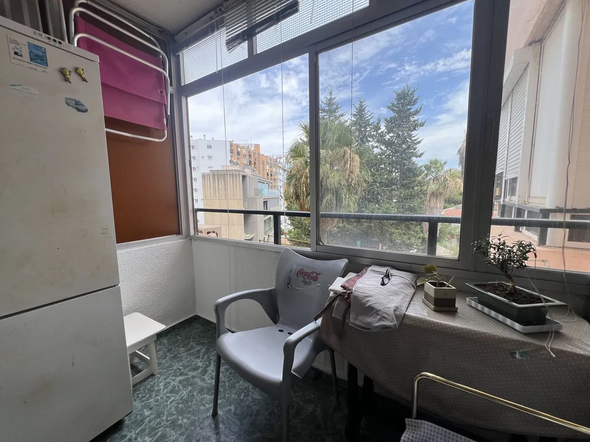 64950feb-c34d-4b37-9910-7f449070bbbb