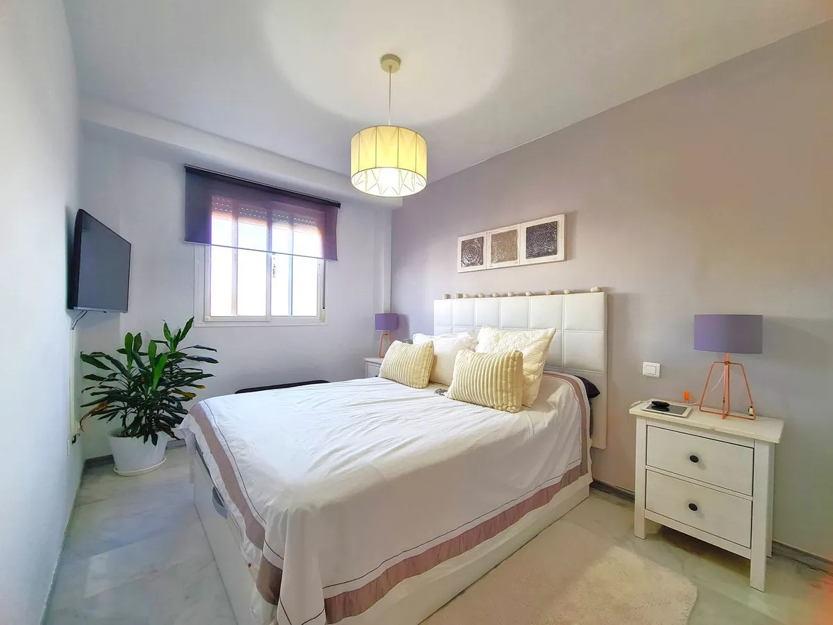 28c4251a-c9e9-420d-a483-5a2f43cb9ce8