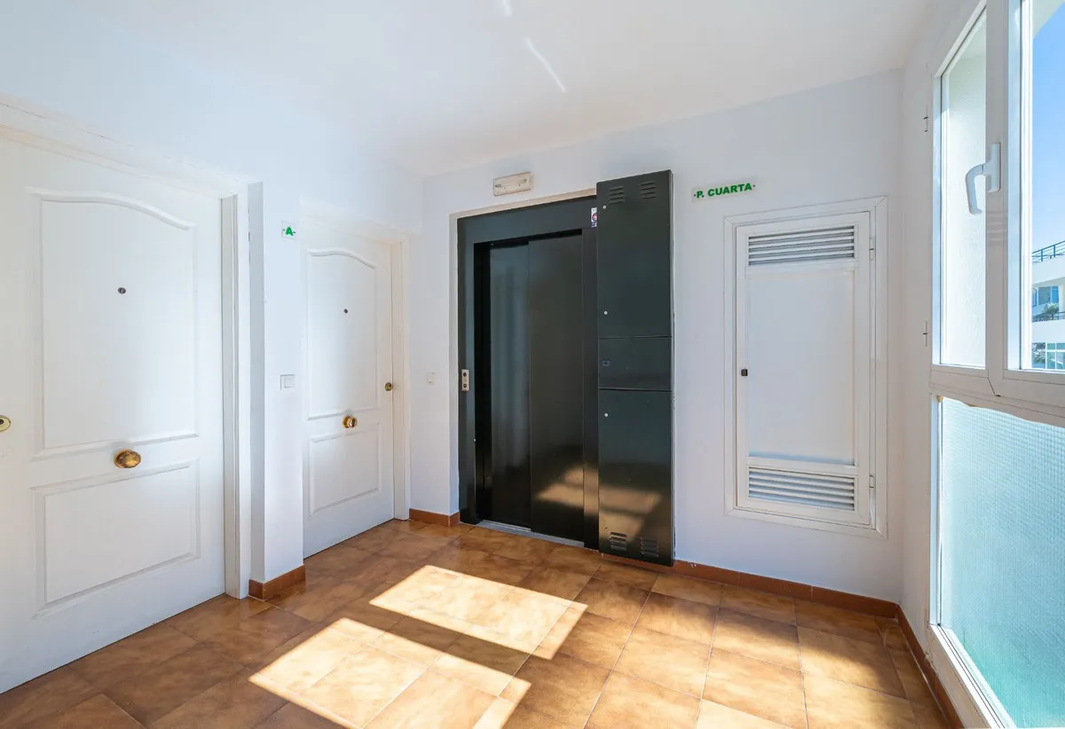 a1123147-0bc2-4403-8baf-408cdcefc8d0