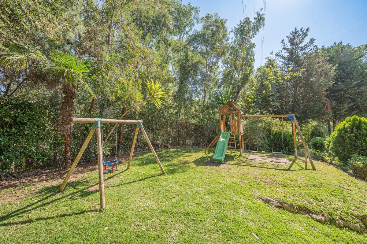 f3dcc0ed-a0f8-409b-8364-0f69bc5f0df0