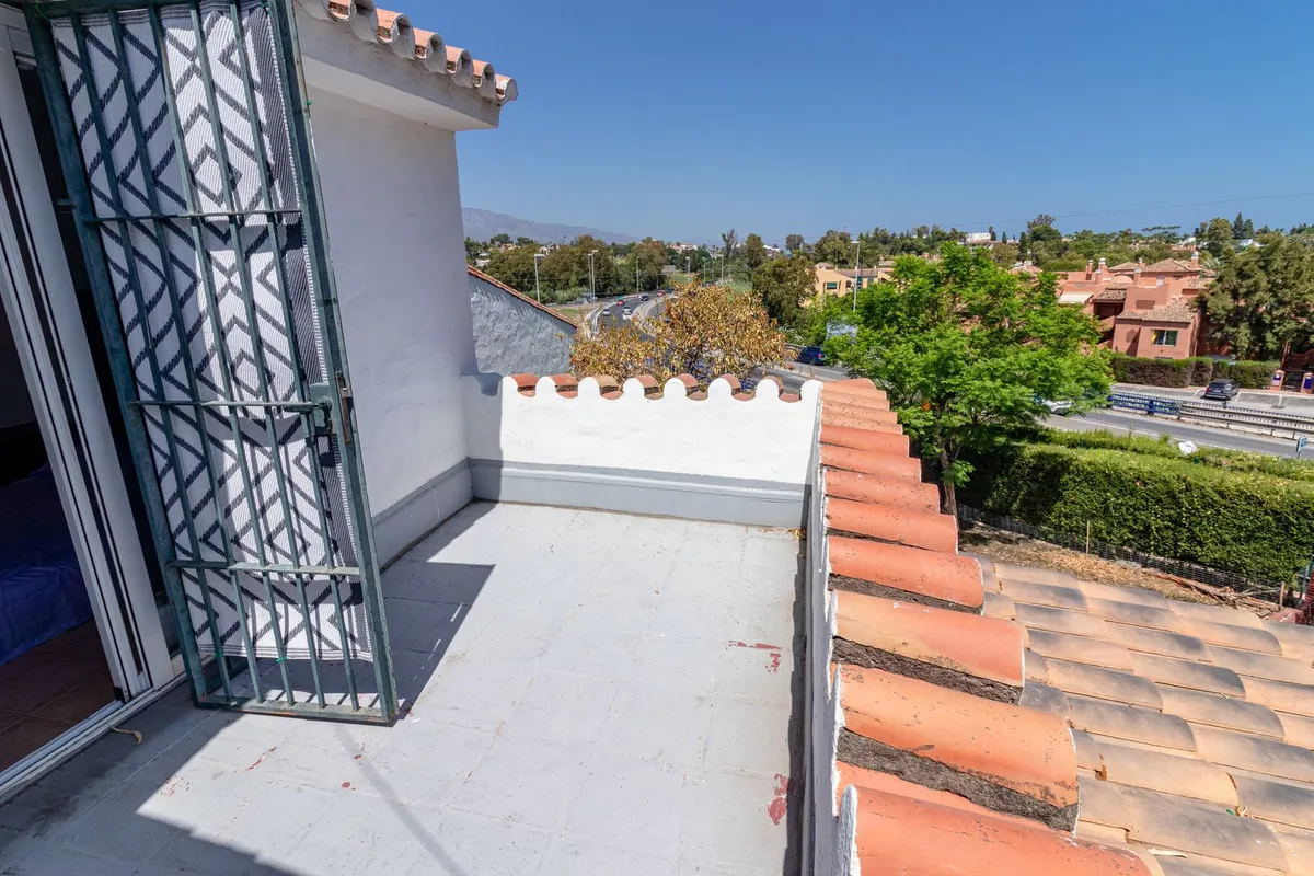 0a40140a-aefb-478f-ae08-c6978802df4c