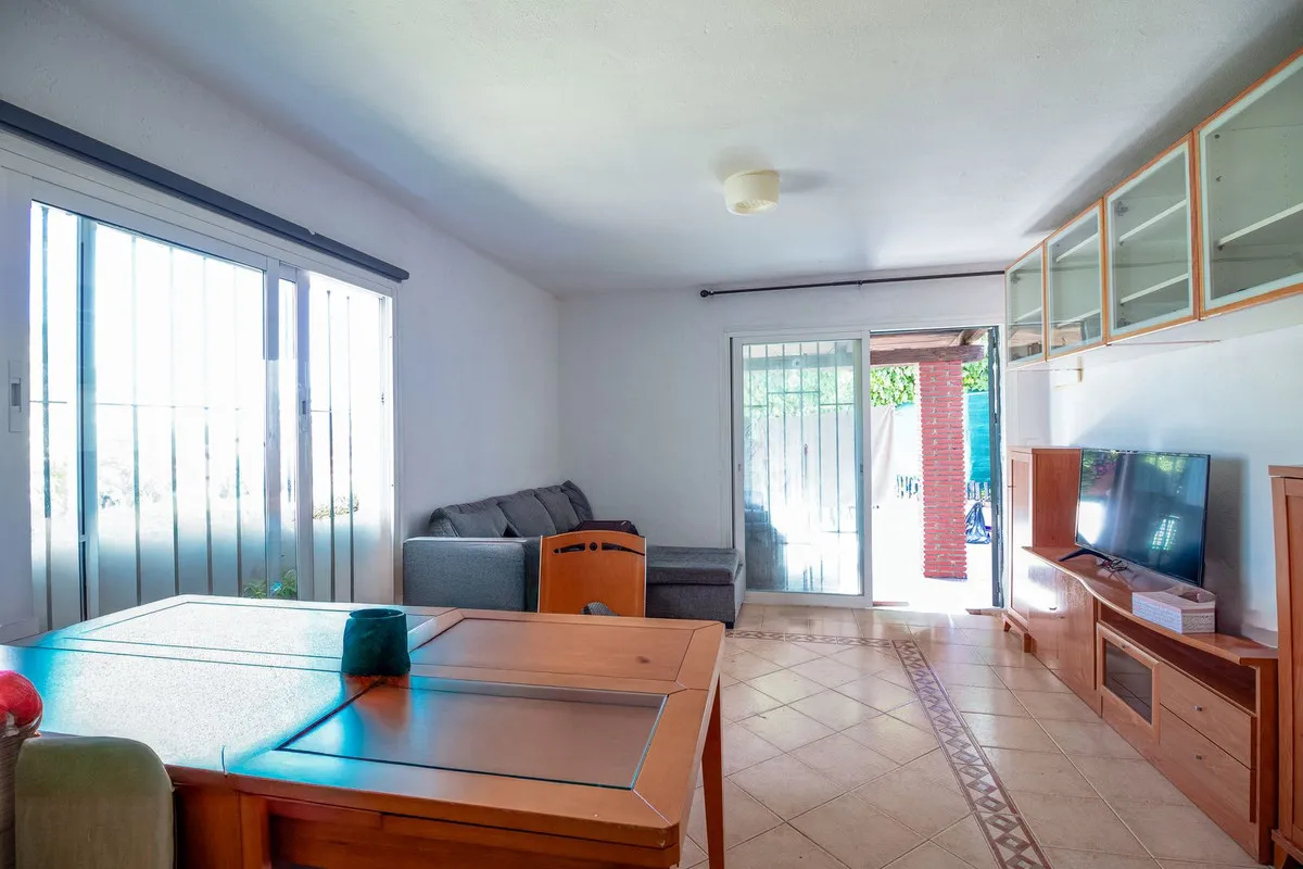 50f4de6e-84d4-4557-959d-927b63a6d15d