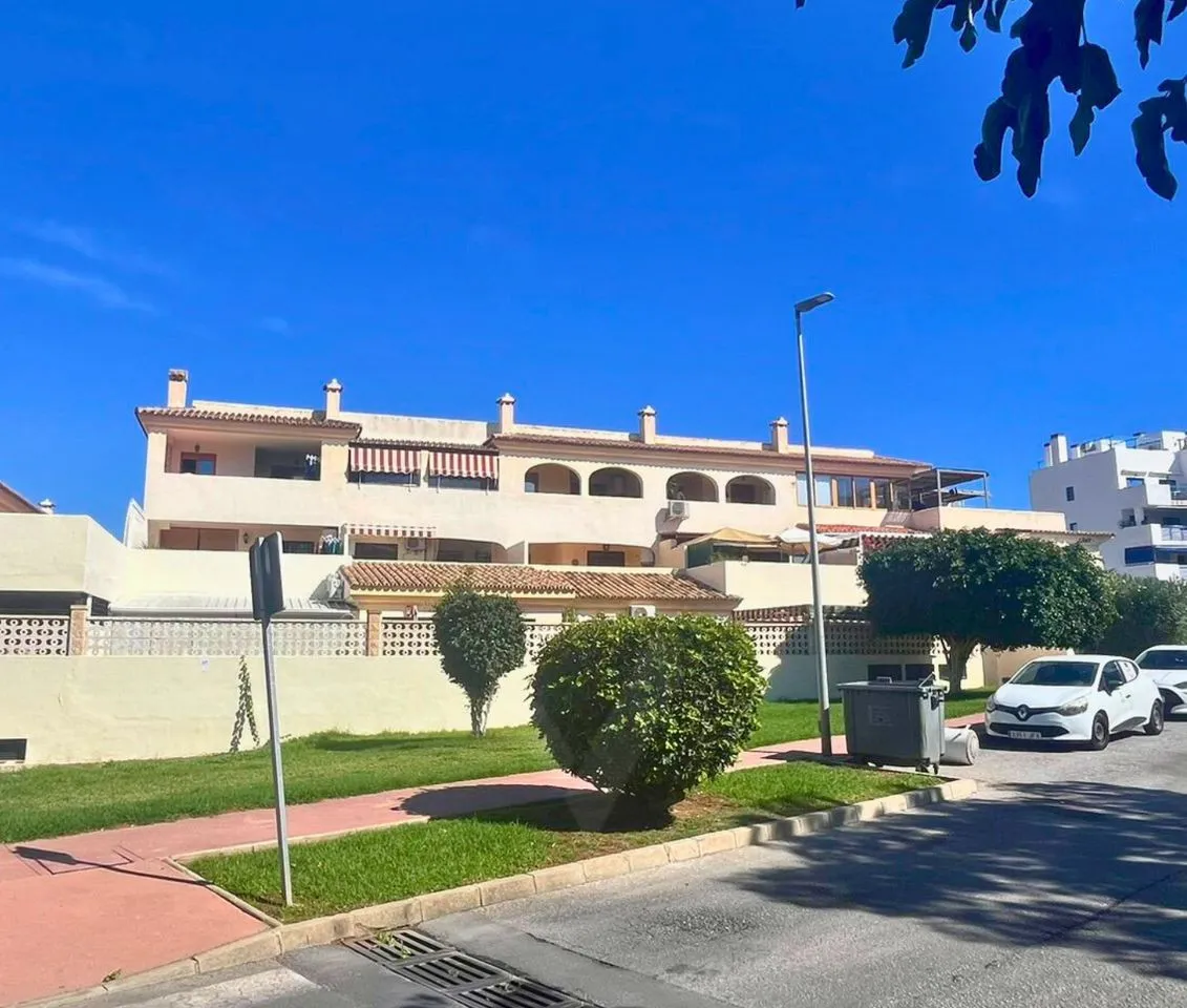 3f662849-8c8e-4d67-ab82-a74d9bd86eed