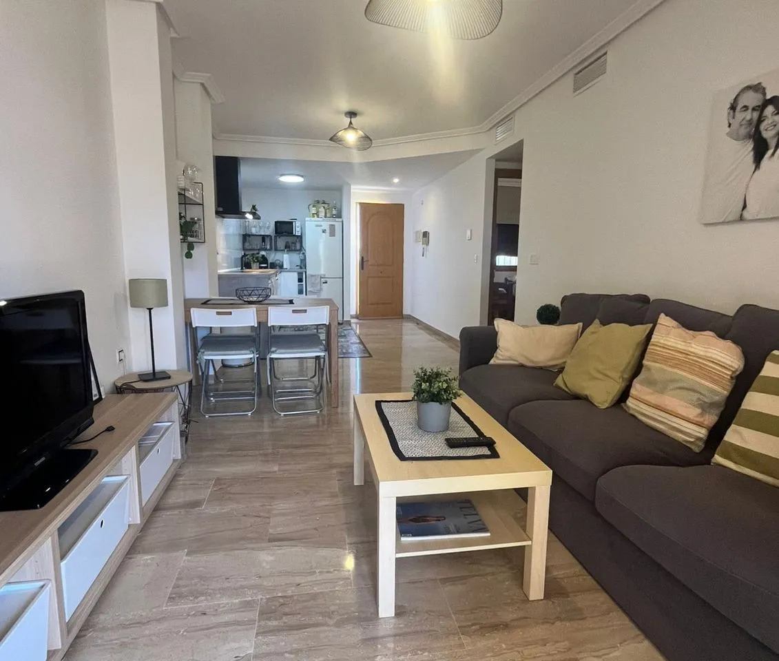 f7b856ed-d198-4398-88b7-7b992763a0a3