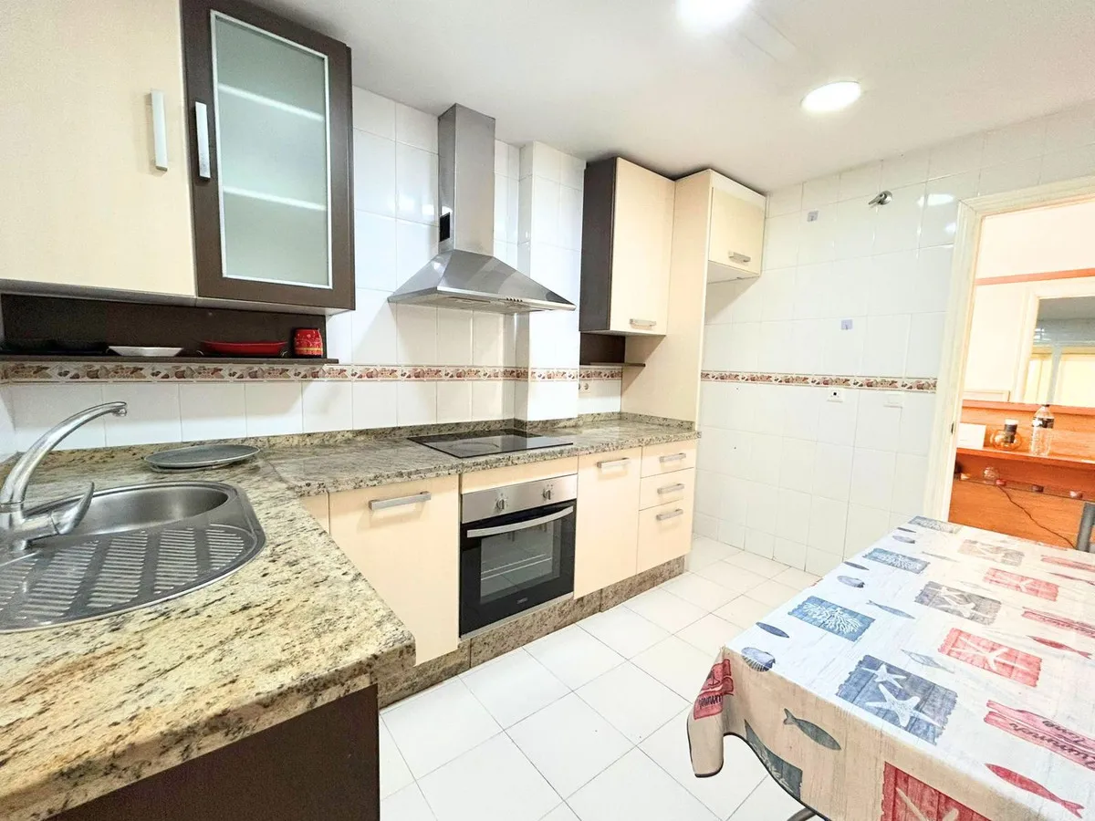 b481cdcc-fa95-410e-898f-fd6f203ce909