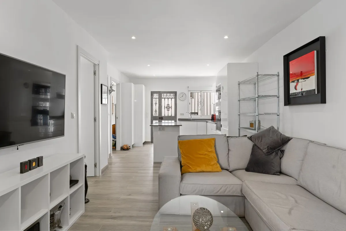 06a6cf13-1df3-4741-ba0f-8306764767e8