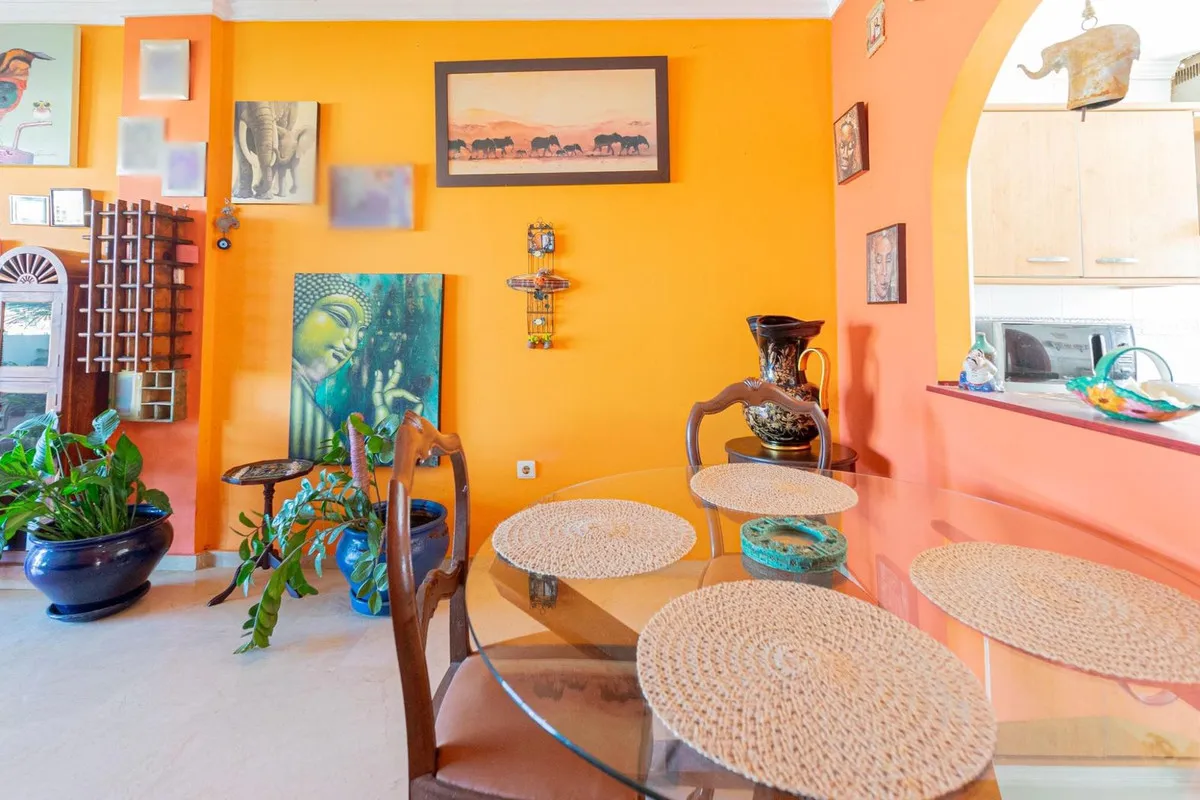 b05808d0-7c7a-4a43-84fe-069c1e529342