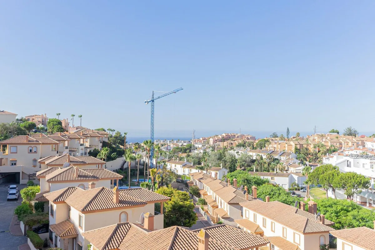 fa73b043-ef24-4853-8838-4f9d302b0d7a