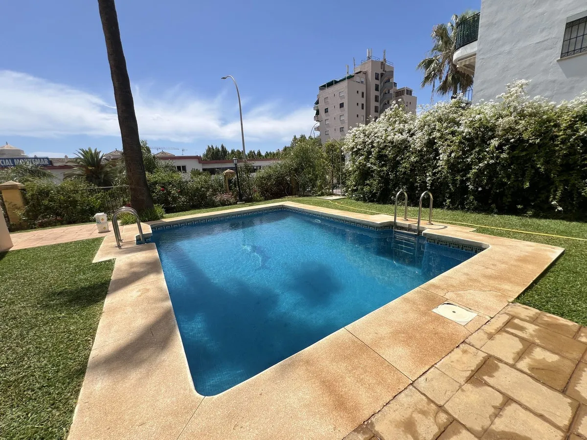 d70c4285-bcef-4692-ba0a-3d9cb9206a38