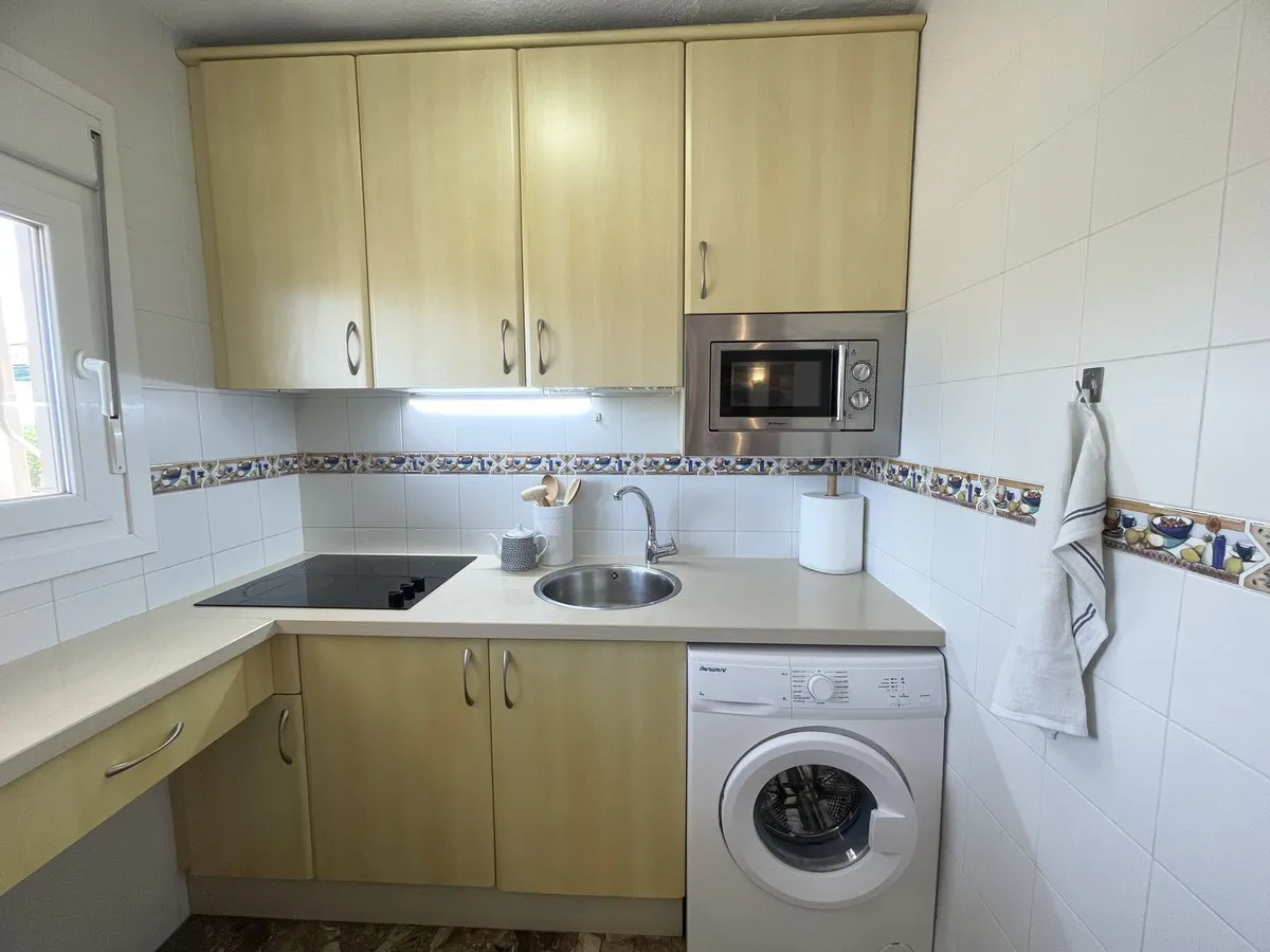 19afb29b-4d0e-43c1-90b8-882c9639b322